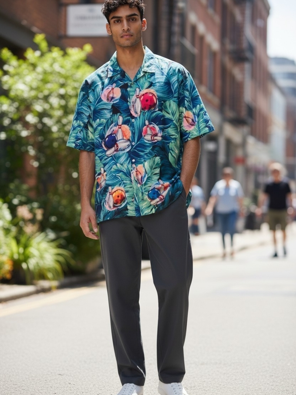 Men's Tropical Bowling Print Short-Sleeve Button-Down Shirt - Blue/Green Sz XXL - Picture 2 of 2